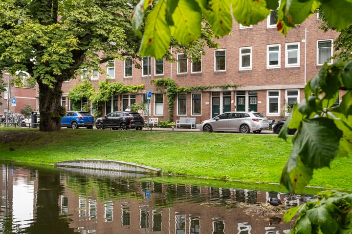 Bergsingel 208A in Rotterdam foto