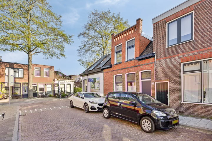 Bergstraat 73 in Groningen foto