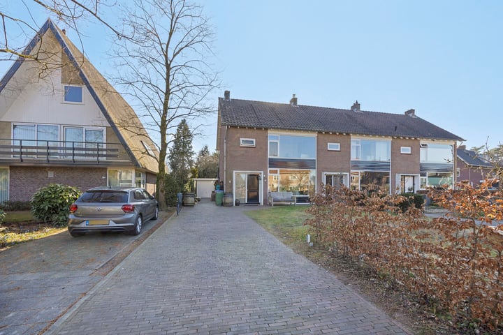 Bergweg 63 in Veenendaal foto