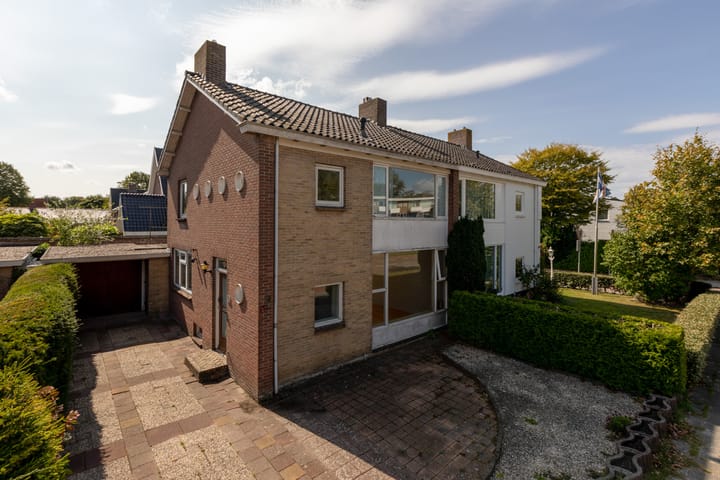 Berkenlaan 11 in Sneek foto