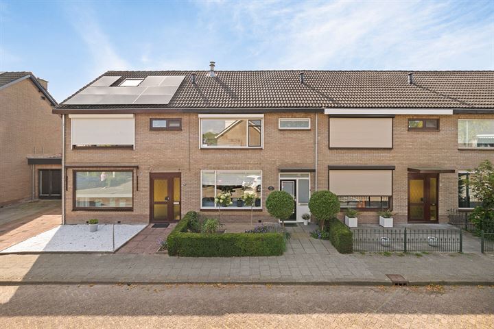 Berkenlaan 42 in Klaaswaal foto