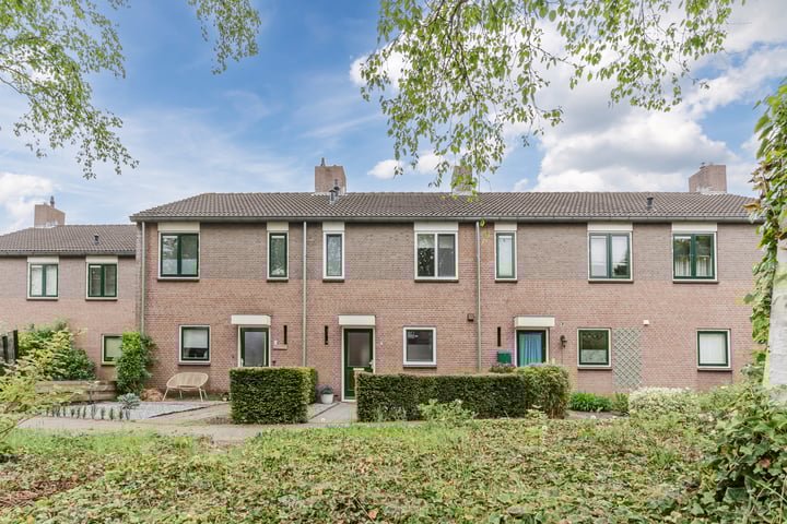 Berkenlaan 5 in Nieuwleusen