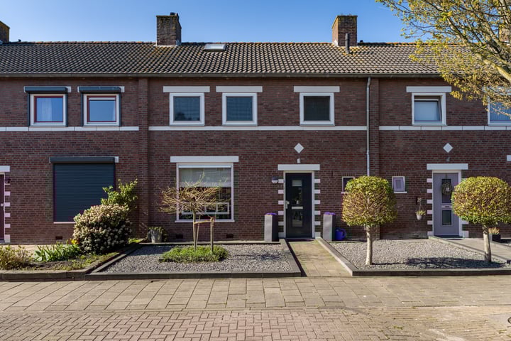 Berkenstraat 54 in Raamsdonksveer foto