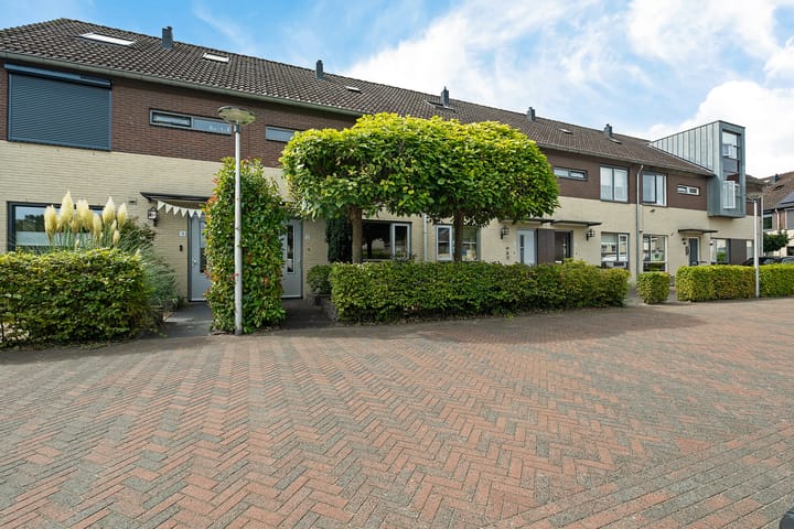 Berkenven 12 in Enschede foto