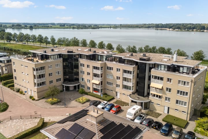 Berlageplan 45 in Zoetermeer foto
