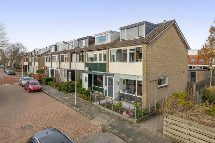 Berlagestraat 32 in Lekkerkerk