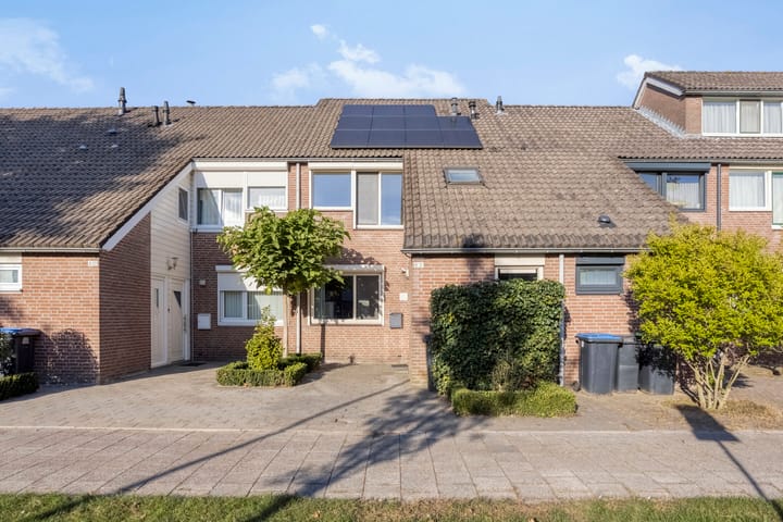 Bermershof 821 in Uden foto