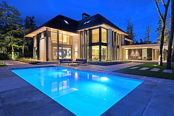 Bernadettelaan 13 in Noordwijkerhout foto