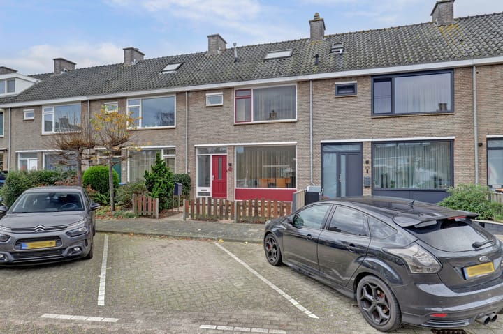 Bernhard Zweersstraat 63 in Ridderkerk