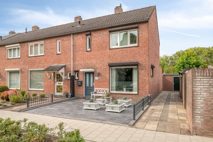 Foto van woning Bernhardlaan 15, Weert