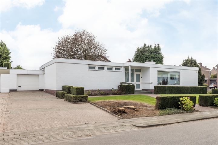 Bernhardlaan 17 in Margraten foto