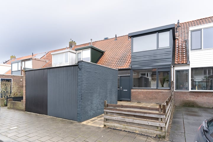 Foto van woning Bernhardstraat 21, Rhoon