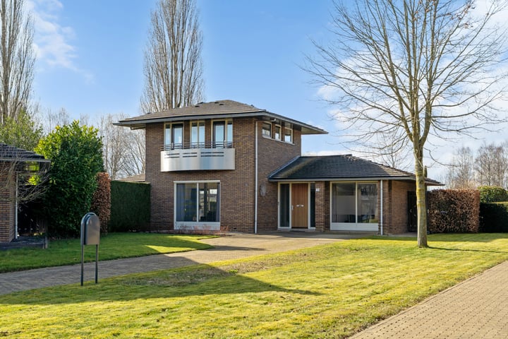 Bert Haanstrahof 14 in Almere foto