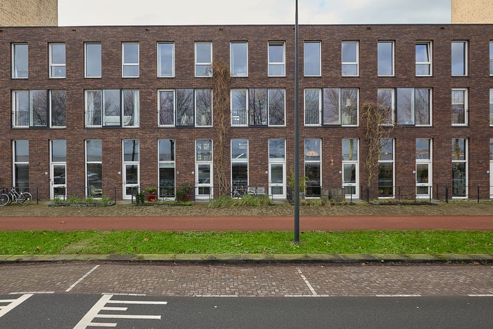 Bert Haanstrakade 190 in Amsterdam foto