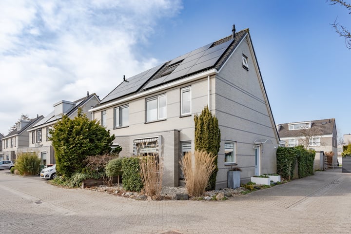 Bertus Aafjeshof 62 in Hoorn foto