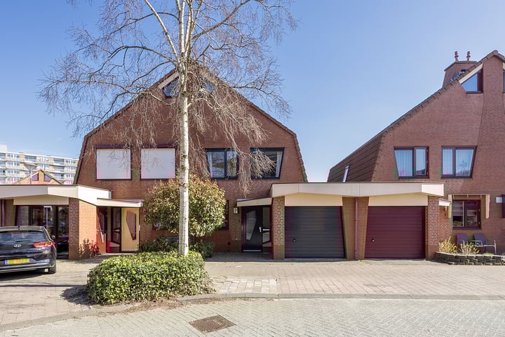 Beslooten acker 6 in Heemskerk foto