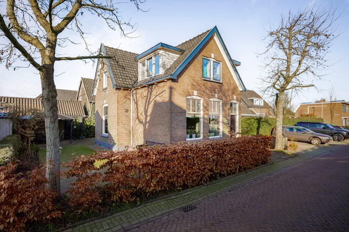 Bessenstraat 13 in Deventer foto