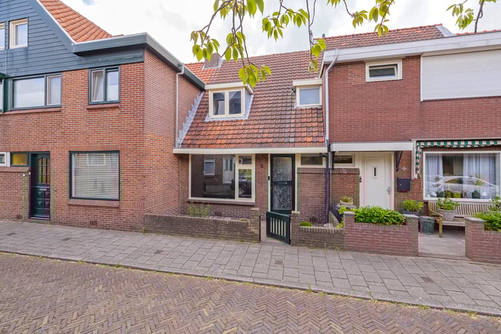Bestevaerstraat 5 in IJmuiden foto