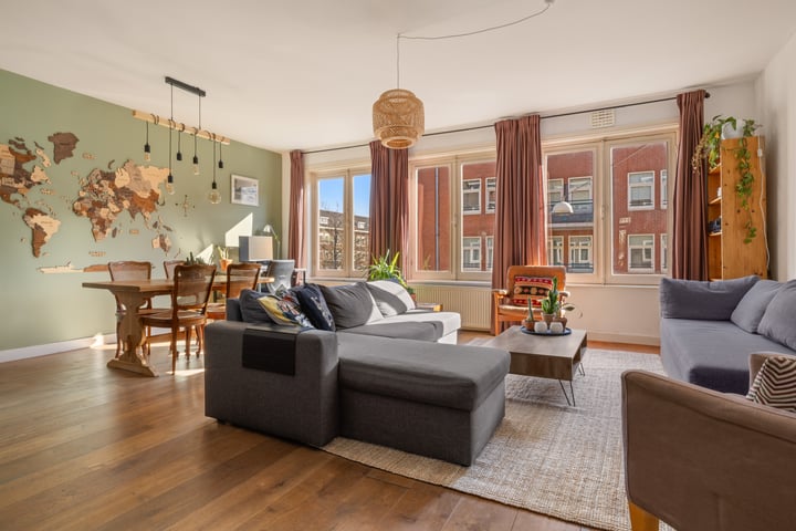 Bestevâerstraat 55E in Amsterdam