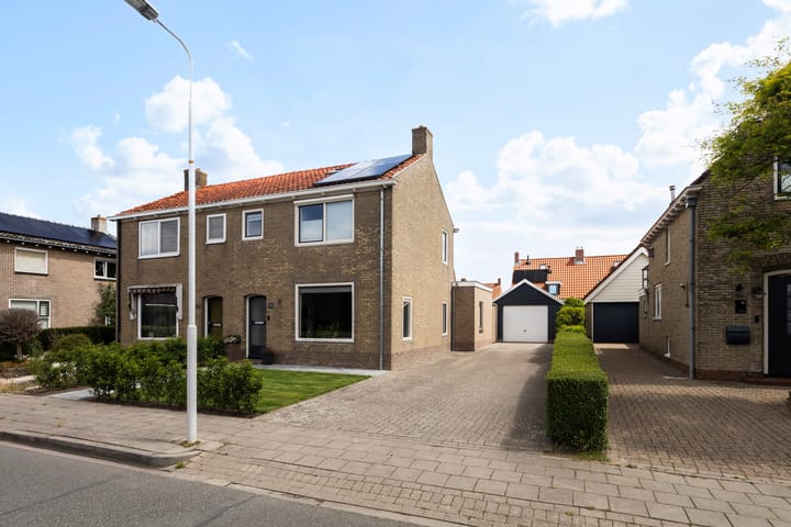 Beuckelaerstraat 40 in St.-Annaparochie