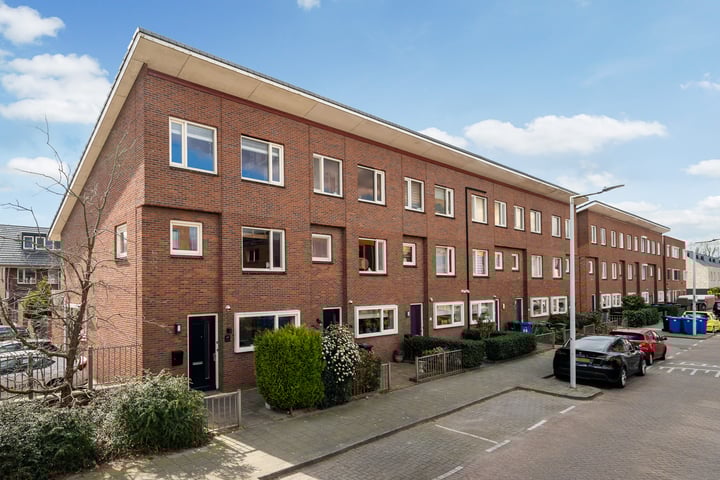 Beugstraat 54 in Hoogvliet Rotterdam foto
