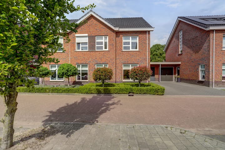 Beukenbos 75 in Bladel foto
