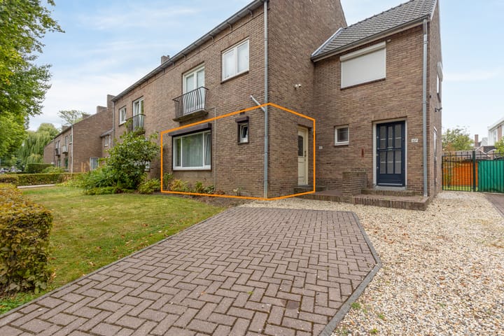 Beukenlaan 10 in Sittard foto