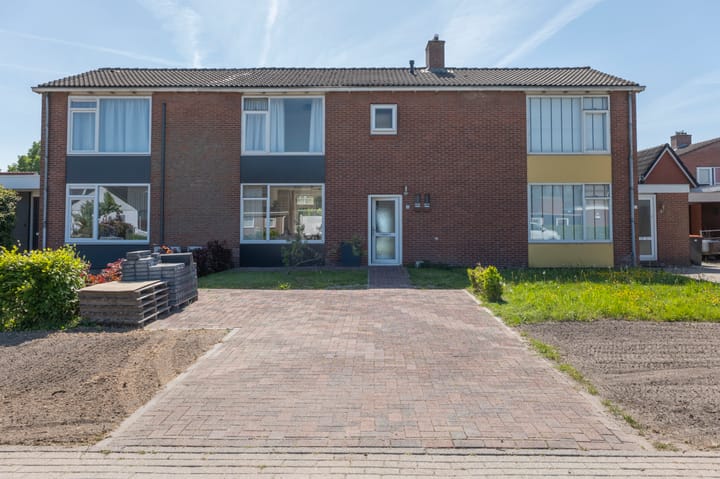 Beukenlaan 14 in Nieuw-Buinen foto