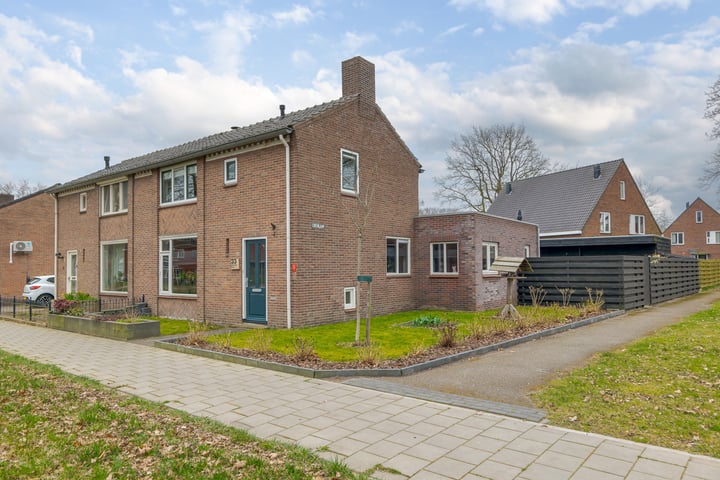 Beukenlaan 33 in Westerbork foto