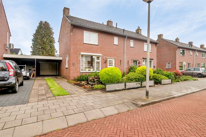 Beukenlaan 46 in Wierden foto
