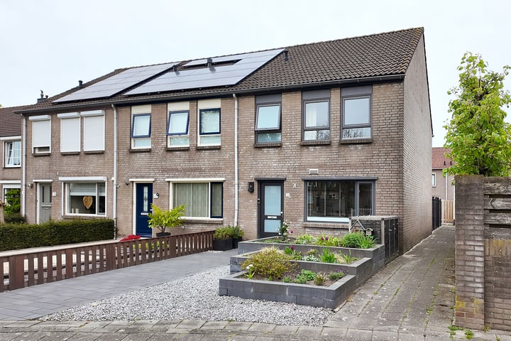 Beukenlaan 76 in Oud Gastel foto
