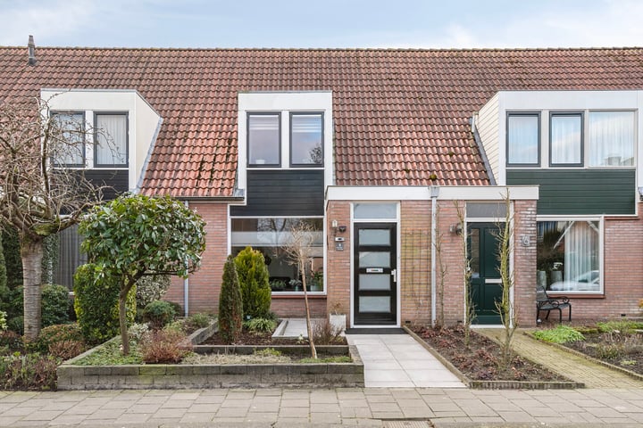Beukenlaan 8 in Scherpenzeel foto