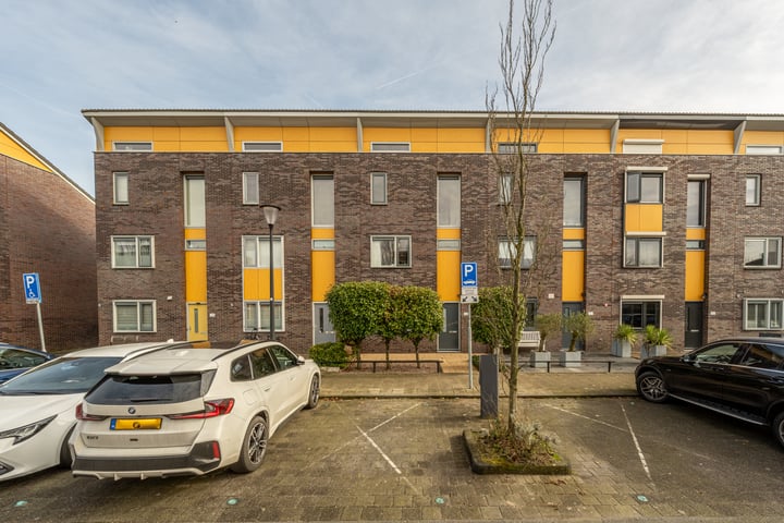 Beukenwede 128 in Barendrecht foto