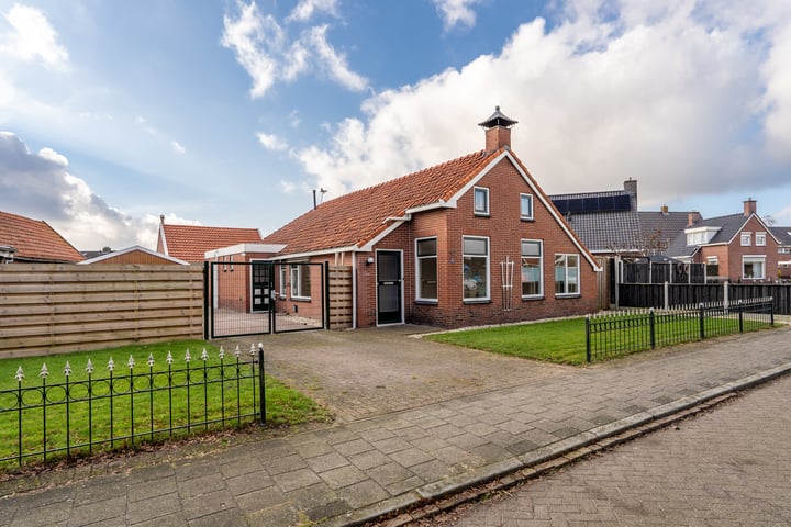 Beukenweg 3 in Onstwedde foto
