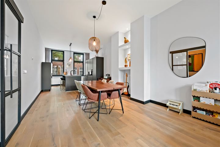 Beukstraat 93 in 's-Gravenhage foto