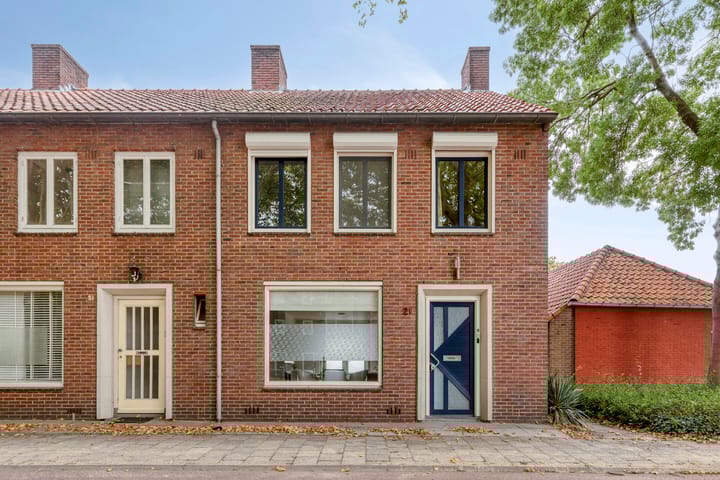 Beverweg 21 in Breda foto