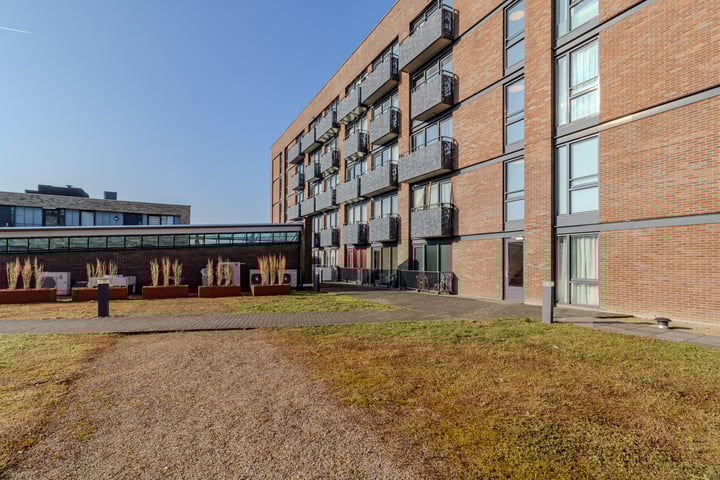Bezaanjachtplein 25 in Amsterdam foto