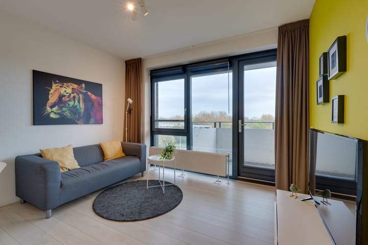 Bezaanjachtplein 45 in Amsterdam