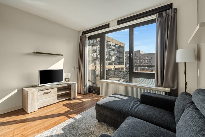 Bezaanjachtplein 53 in Amsterdam foto