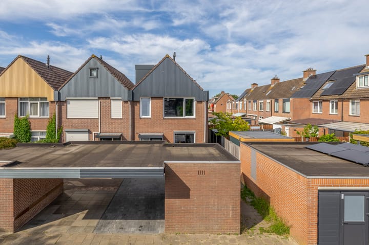 Bezaansmast 6 in Hellevoetsluis
