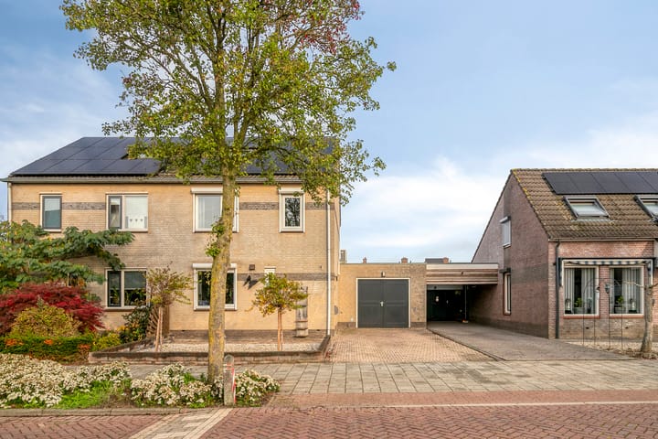 Bezemerland 12 in Nieuwaal foto