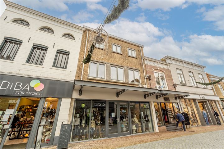 Bierkade 24B in Oud-Beijerland foto