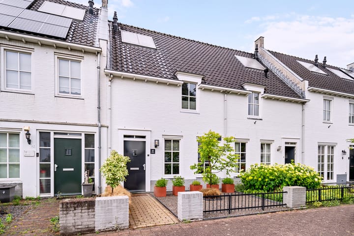 Biesveldje 10 in Helmond