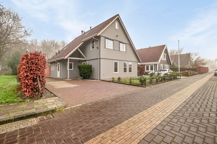 Biezenkamp 72 in Oosterwolde foto