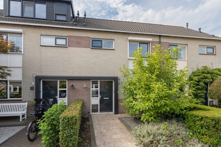 Bijenveld 4 in Barneveld foto
