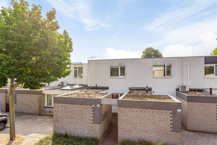 Bijland 804 in Uden foto