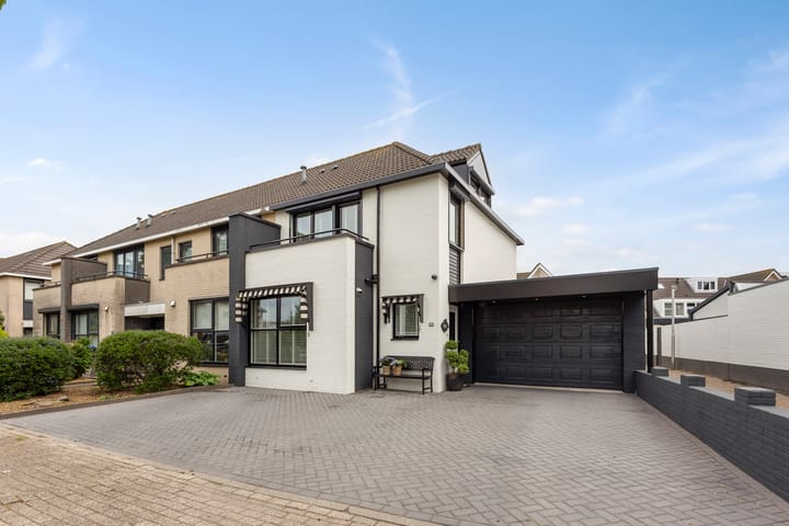 Bijsterveldenlaan 282 in Tilburg foto