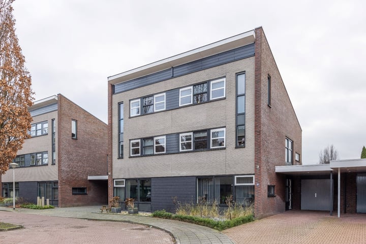 Bijvank 39 in Vroomshoop foto