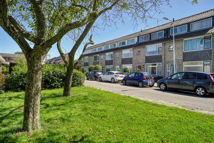Bilderdijklaan 16 in Hazerswoude-Rijndijk foto