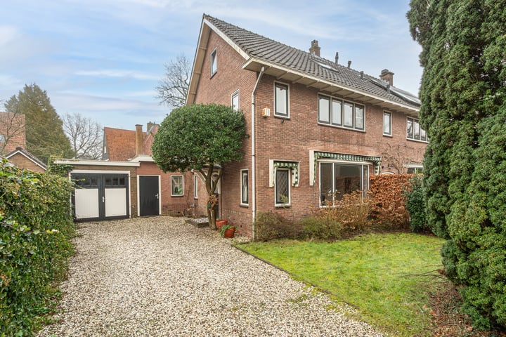 Bilderdijklaan 22 in Baarn foto